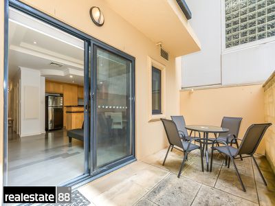 310 / 2 St Georges Terrace, Perth