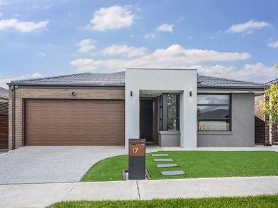 17 Pepita Crescent, Manor Lakes