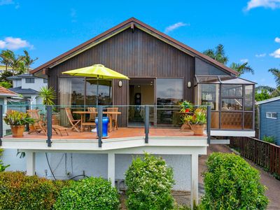 21A Peter Terrace, Castor Bay