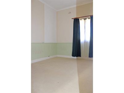 27 Binstead Street, Blayney