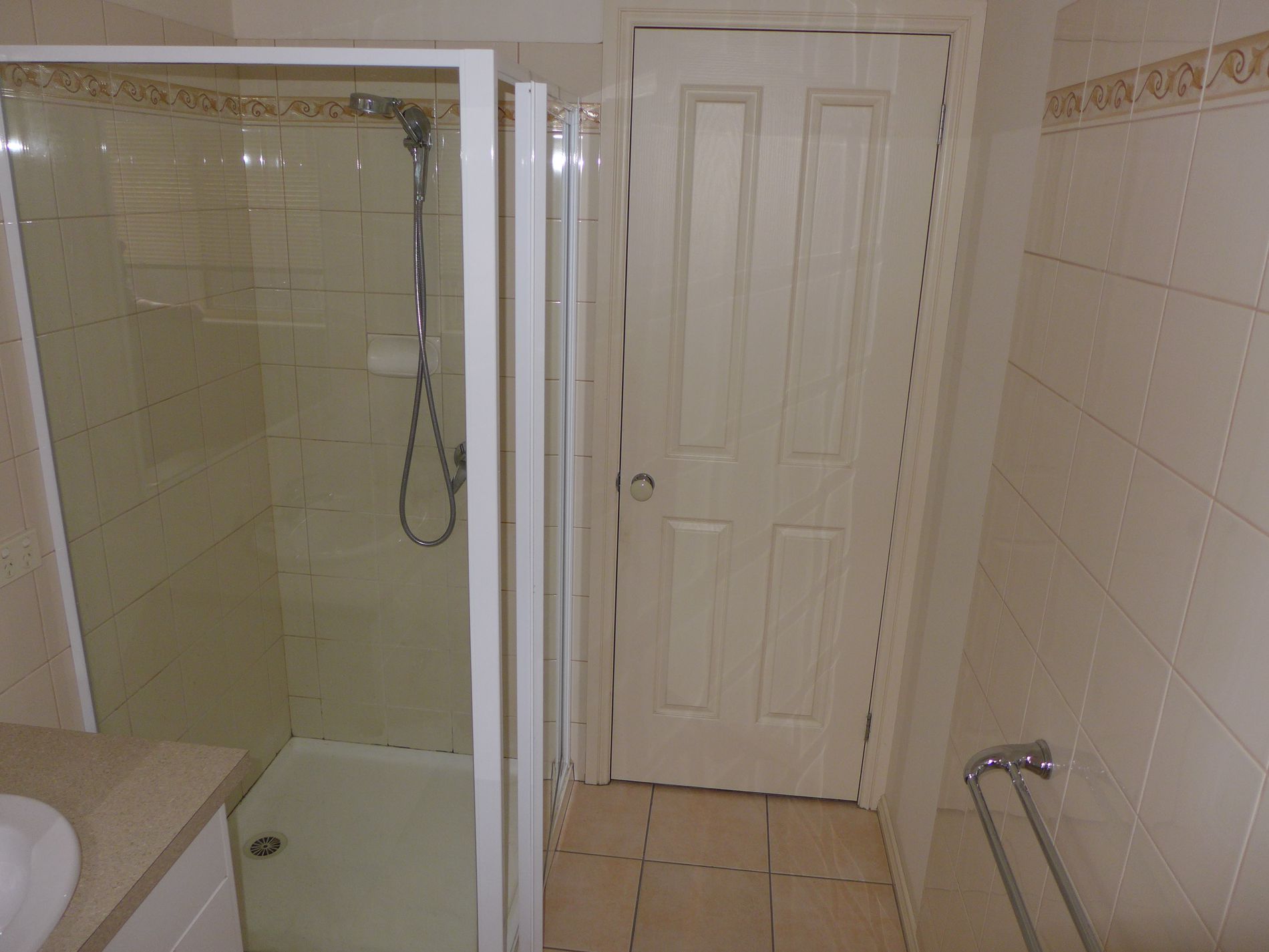 1 / 224 High Street, Belmont
