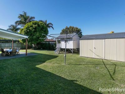 28 GLENDEVON CRESCENT, Mount Warren Park