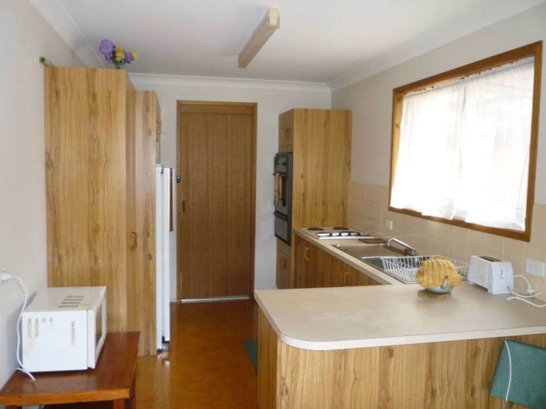 10 Princes Highway, Burrill Lake