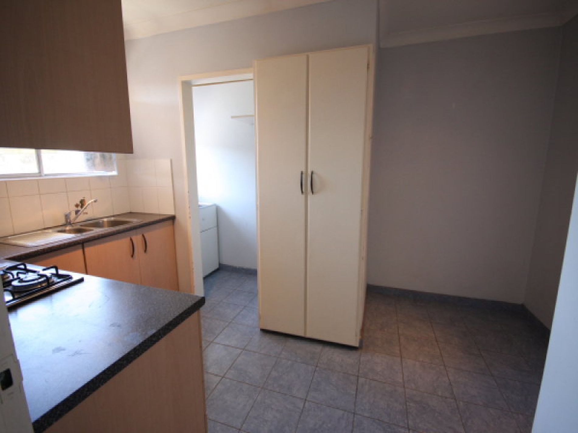14 / 11 Unsted Crescent, Hillsdale