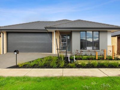 22 McArthur Crescent, Armstrong Creek