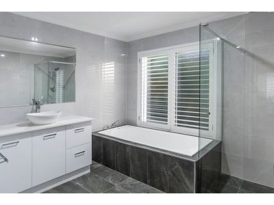 88 The Peninsula, Helensvale