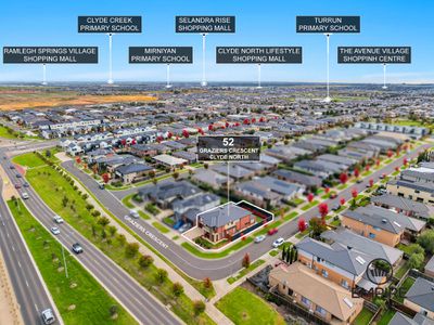 52 Graziers Crescent, Clyde North