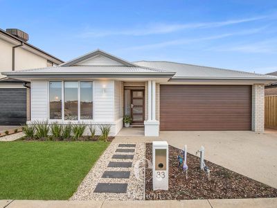 33 Montagna Circuit, Armstrong Creek