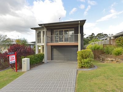 21 Silverdawn Crescent, Oxenford