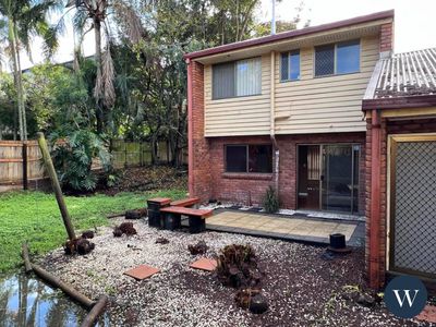 4 / 32 Bayliss Street, Toowong