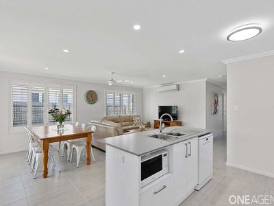 56 Spence Street, Point Vernon