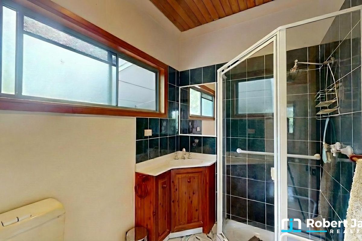 6 Terrens Court, Tewantin