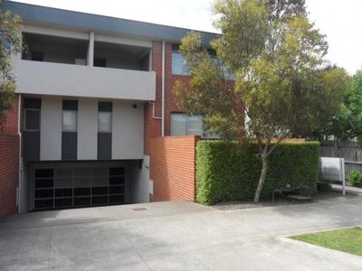 10 35 Rosstown Road, Carnegie