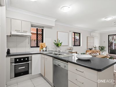 2 / 62 Sophie Place, Doolandella