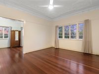 5 Sunbury Street, Buccan