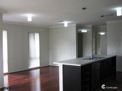 62 The Boulevarde, Oak Flats