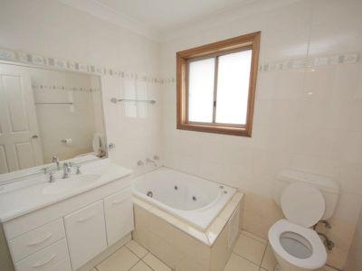 4A Quentin Street, Bass Hill