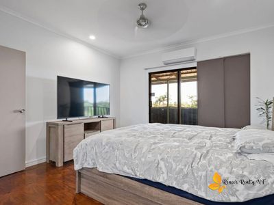 25 Bagshaw Crescent, Gray