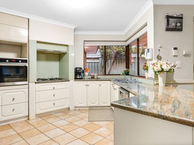30 Bateman Road, Mount Pleasant
