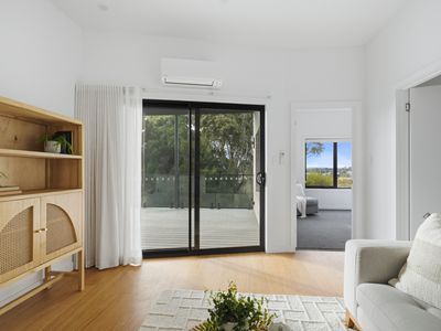 1 / 20B Frances Street, Bridport
