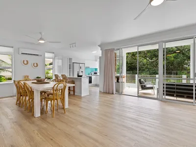 58 Parkyn Parade, Mooloolaba