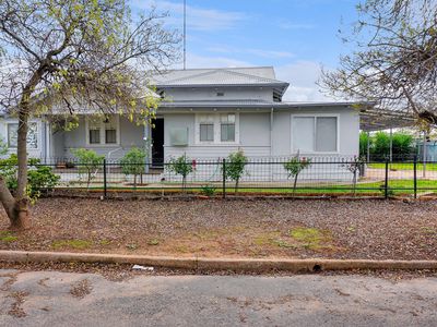 23 Chauvel Street, West Wyalong