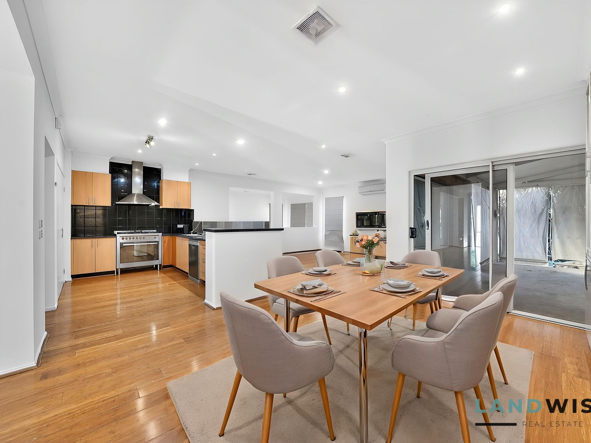 2 Elgar Lane, Caroline Springs