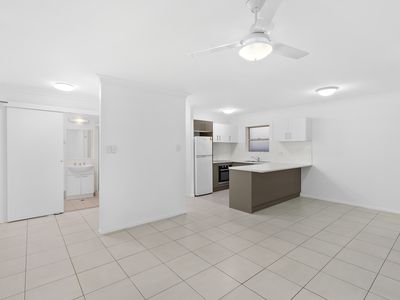 6 / 124 Carmody Road, St Lucia