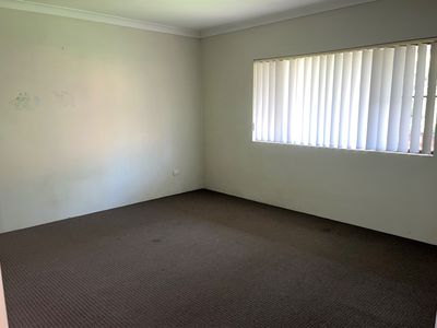 10/33 Queens Road, Westmead