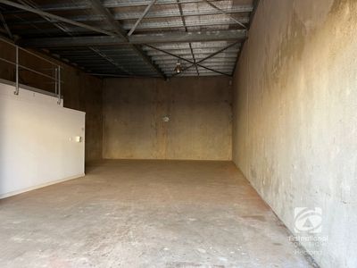 2 / 37 Steel Loop, Wedgefield