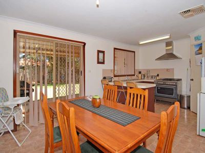 6 Montgomery Lane, Hannans