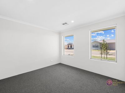 18 Softsun Way, Henley Brook