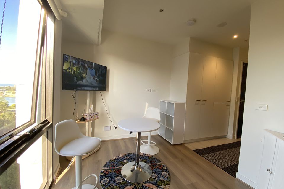 1326 / 572 St Kilda Road, Melbourne