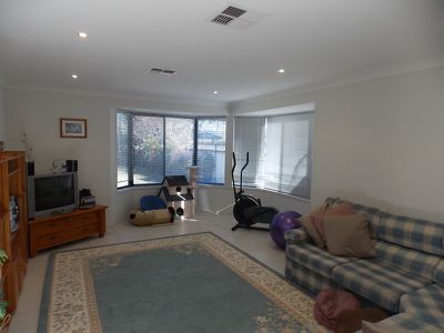 7 Goldenia Close, Morisset