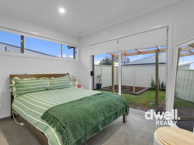 8 ASPROMONTE DRIVE, South Nowra