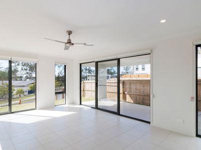 1 Tully Lane, Coomera