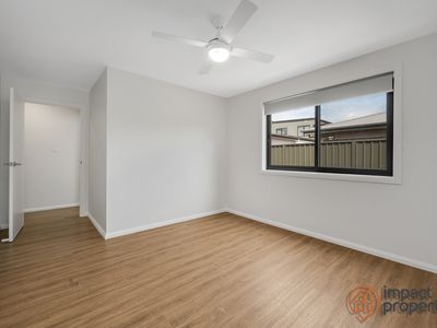 9 Vahland Street, Taylor