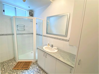 388 Paul Avenue, Lavington