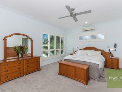 1 Monarch Mews, Kirwan