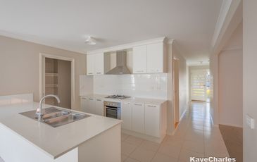 50 Heathcote Grove, Officer