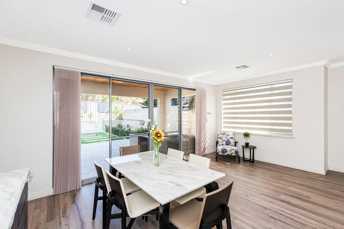 2A Genesta Crescent, Dalkeith