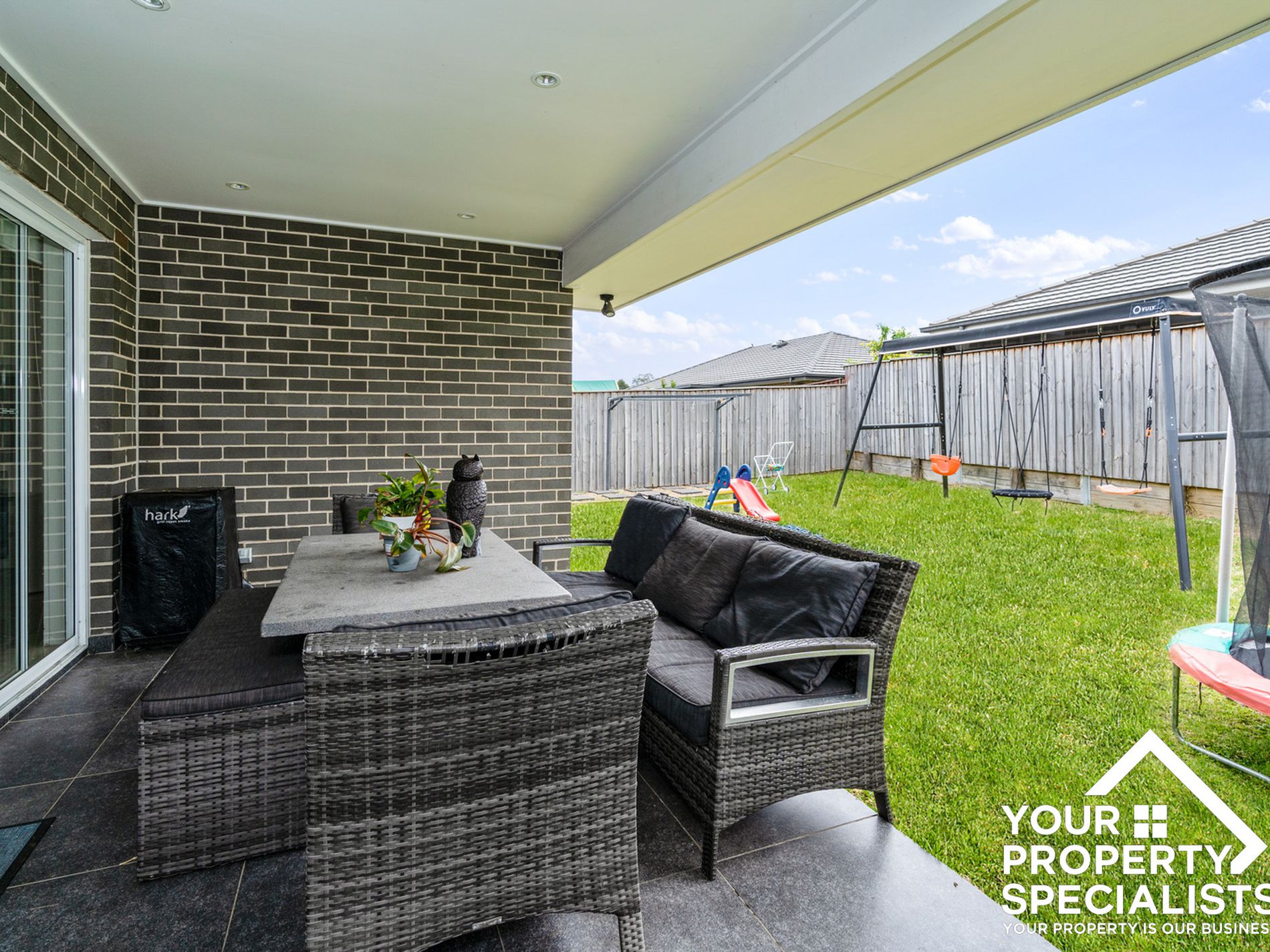 21 Devlin Drive, Gledswood Hills