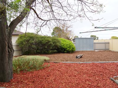 2 Bleakley Street, Horsham