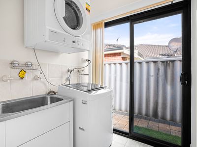 15 / 5 SAINTE MAXIME AVENUE, Port Kennedy