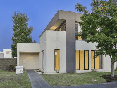 95 Signature Boulevard, Point Cook