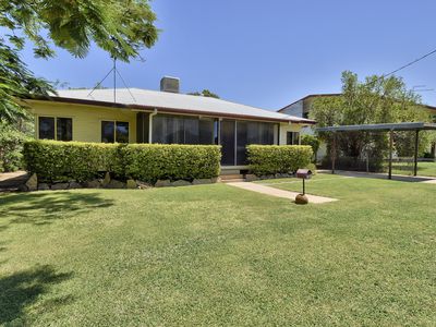 157 KINGFISHER STREET, Longreach