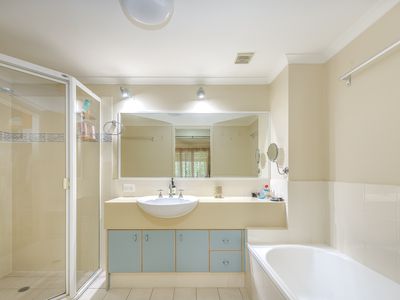 123 / 19 Santa Barbara Road, Hope Island