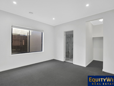 48 Communal Road, Wyndham Vale