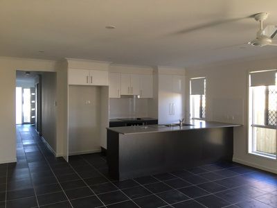 66 Dixon Drive, Pimpama