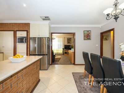 34 Napier Road, Marangaroo